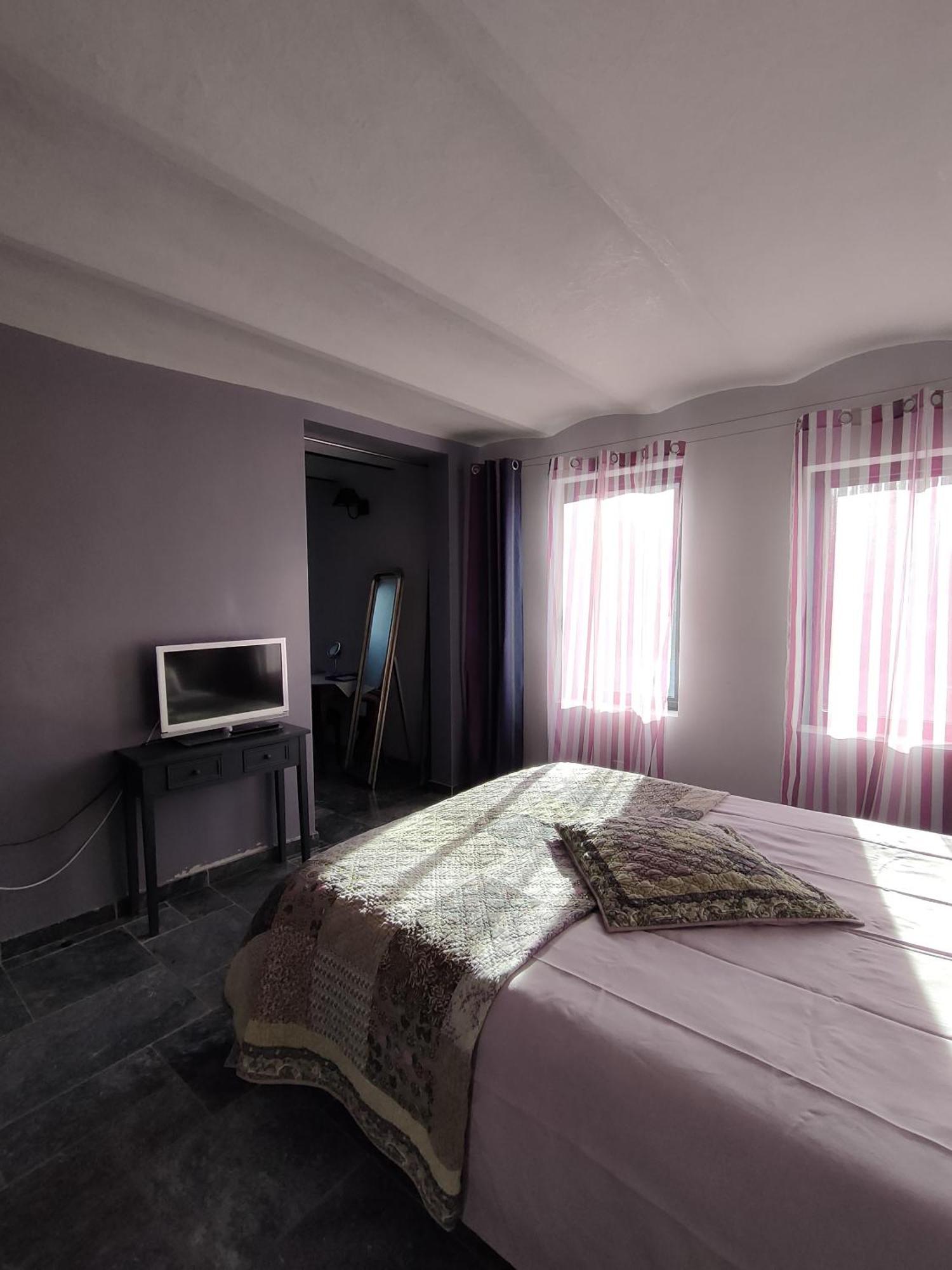 Maison D'Hotes Cote Cour Rasteau Rum bild